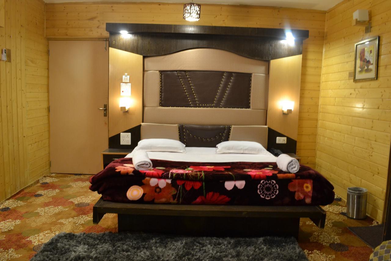 Hotel Akbar Sonāmarg Екстериор снимка