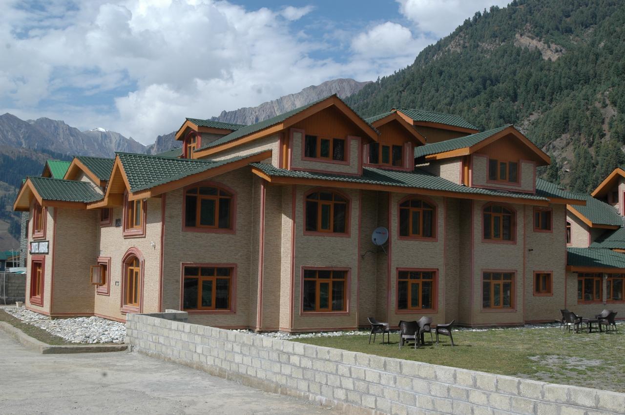 Hotel Akbar Sonāmarg Екстериор снимка