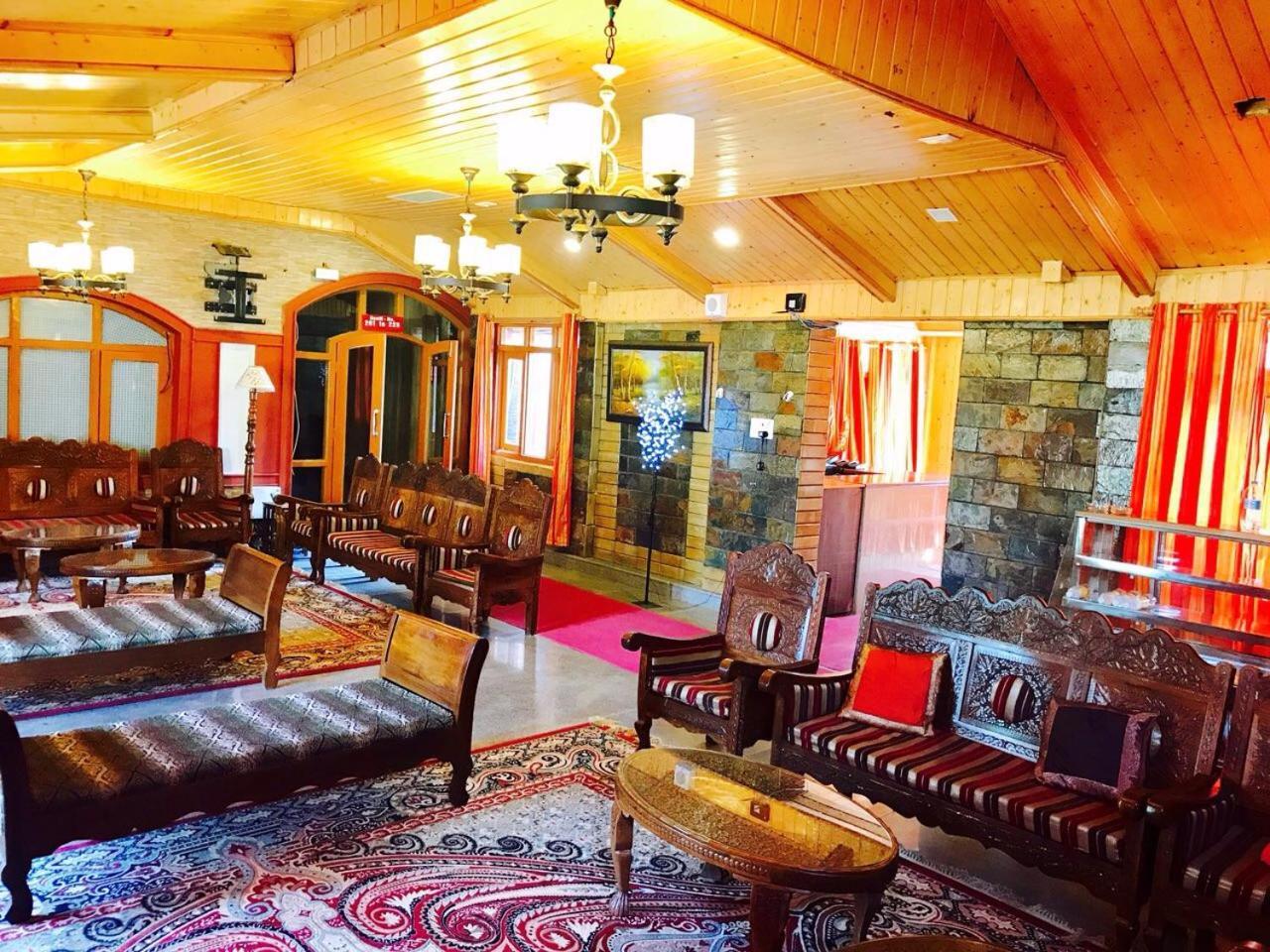 Hotel Akbar Sonāmarg Екстериор снимка