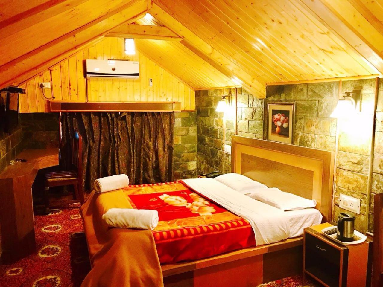 Hotel Akbar Sonāmarg Екстериор снимка